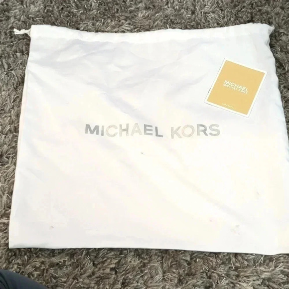 Michael Kors Mercer handle tote bag - Picture 16 of 16